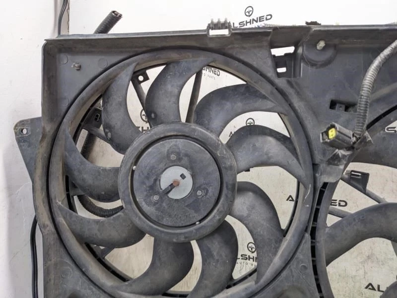 Conjunto de motor ventilador de refrigeración de doble radiador Ford Flex 2013-2019 DA83-8C607-AC OEM Foto 2 de 4