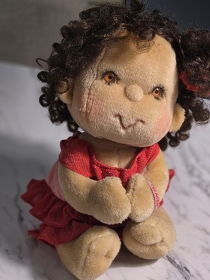 Vintage 1985 Kenner Hugga Bunch TWEAKER Red Outfit Brown Hair Plush Baby Doll
