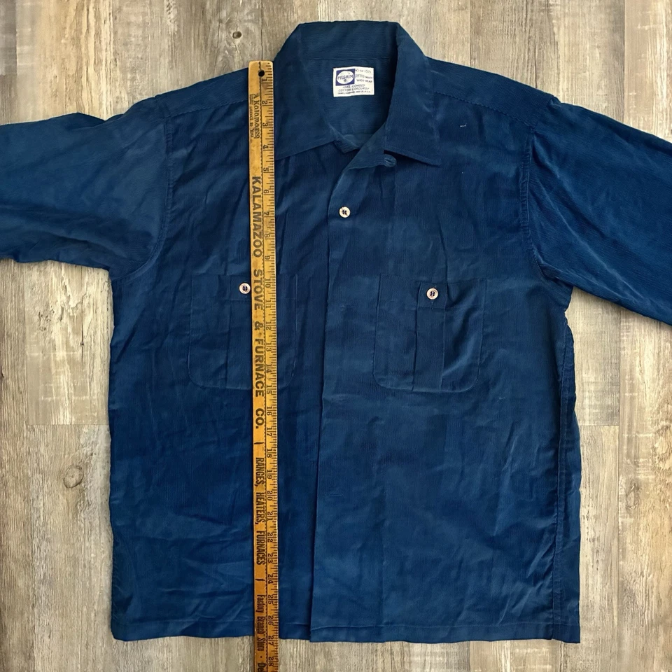 Camisa de manga comprida Pilgrim Perma-Smooth Wash-Wear veludo penteado azul Sears EUA - Imagem 4 de 4