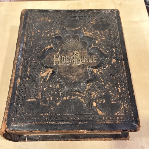 1884 LG HOLY BIBLE DR. WILLIAM SMITH'S STANDARD BIBLE DICTIONARY FAMILY PHOTOS