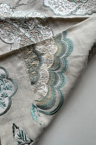 GP&J Baker Tresillian Aqua Designer Fabric Remnant 24"x24" - Picture 3 of 4