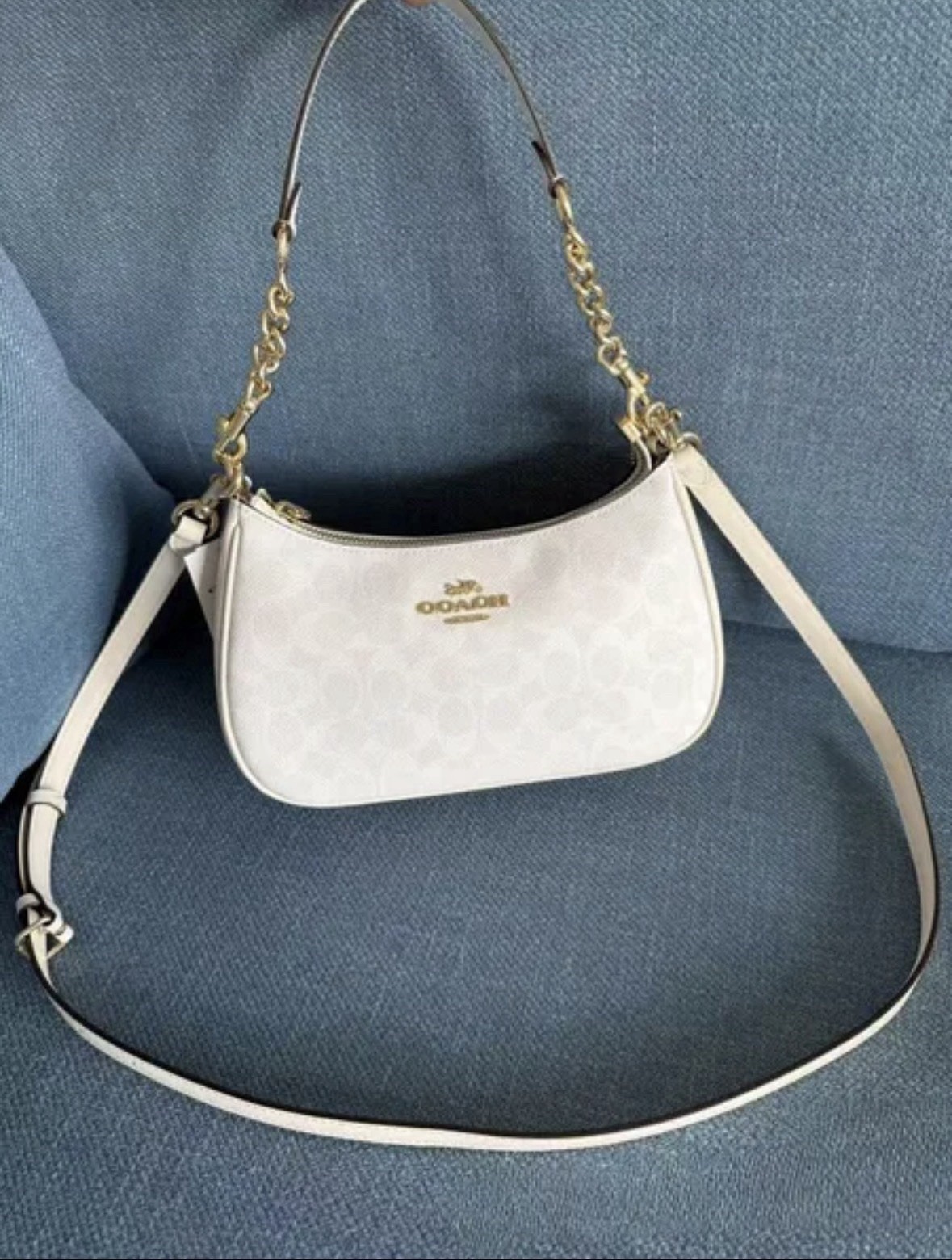 Coach White Logo Zip Crossbody Shoulder Bag w/ Gold Hardware, Chain Strap
