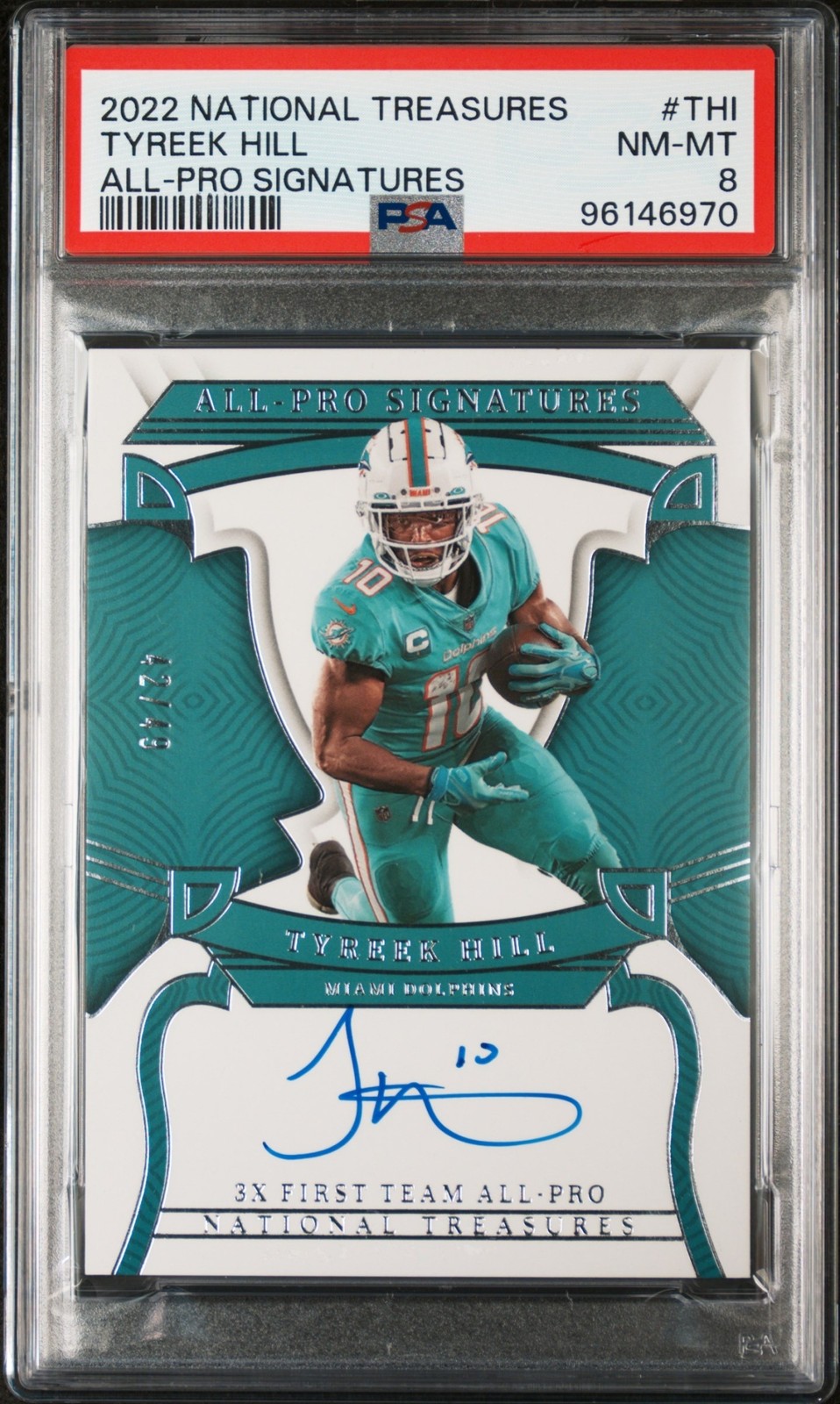 2022 Panini National Treasures Tyreek Hill #AP-THI All Pro Signatures /49 PSA 8