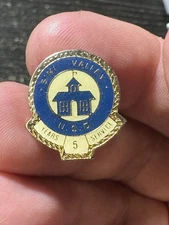 Simi Valley School 5 Years Lapel Pin Badge Hat Jacket Vest K578