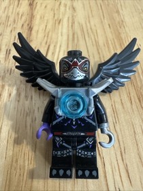 Lego ERIS EAGLE 70003 Legends of Chima Mini Figure Razar Flat Silver Armor 2013