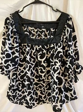 Violet&Claire NY Short Sleeve Blk/White Blouse SzM Flowing Puff Sleeve Sheer