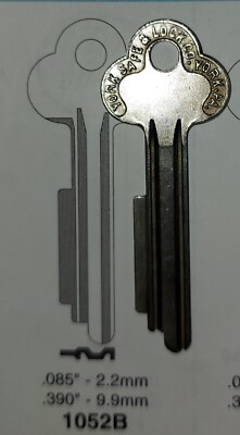 YORK,  pre-Diebold, Antique Obsolete, 2667GC, 1052B, Safe /Locker Box Key Blank.