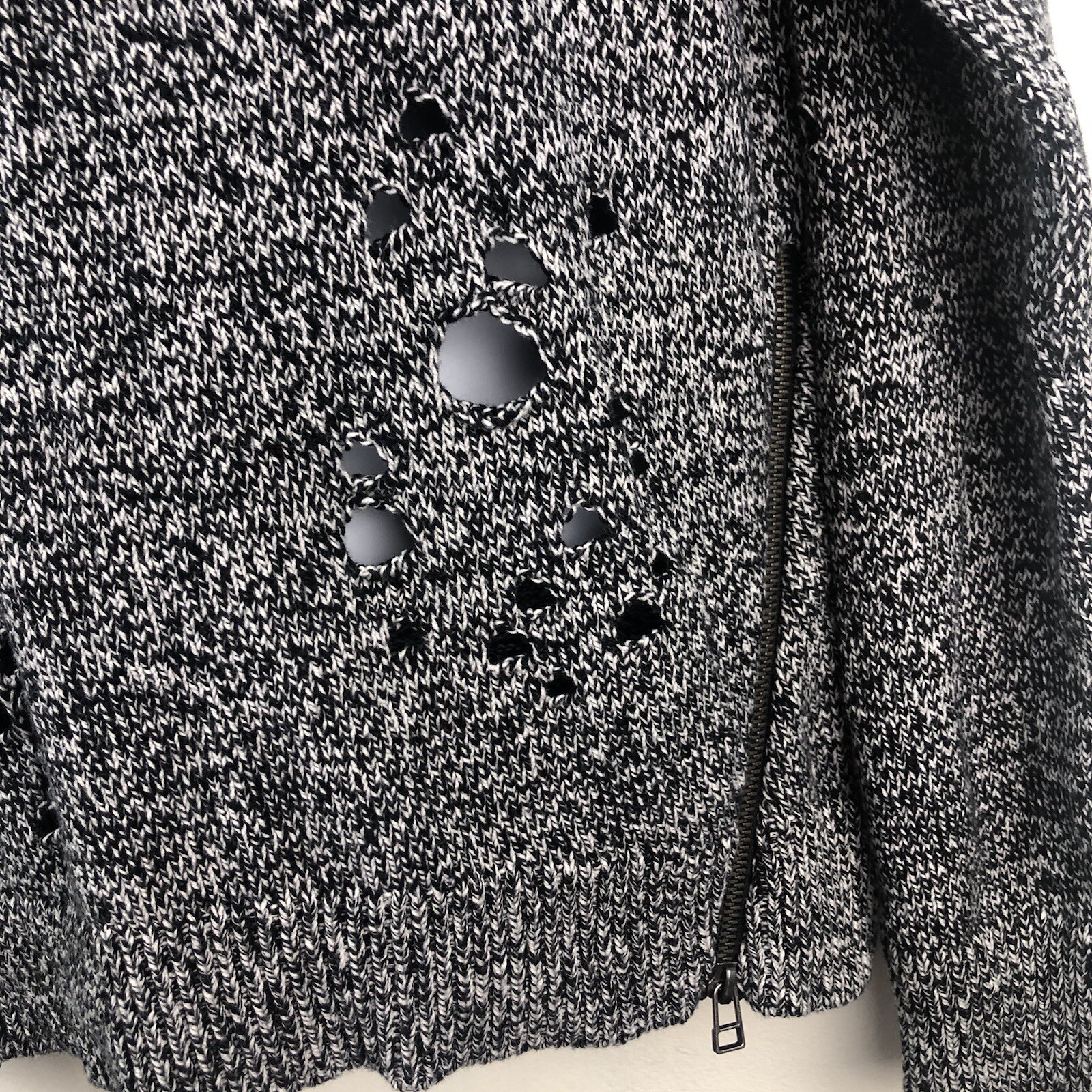 Express Medium Pullover Sweater Gray Marled Distr… - image 3