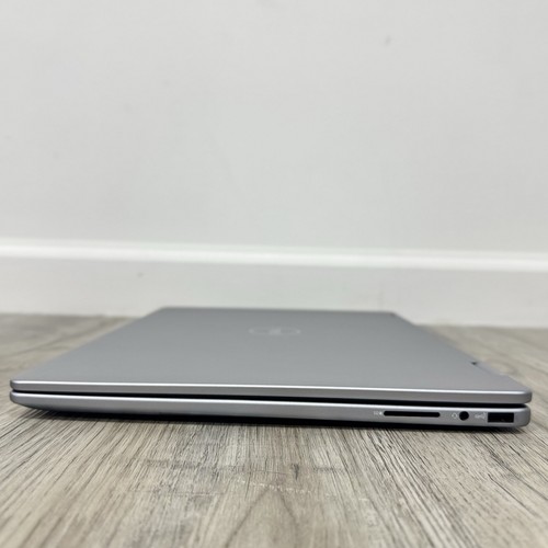 Dell Inspiron 2 en 1 16" WUXGA Táctil, Ultra 7, 16GB RAM, 1TB SSD, Azul Hielo - Imagen 4 de 24