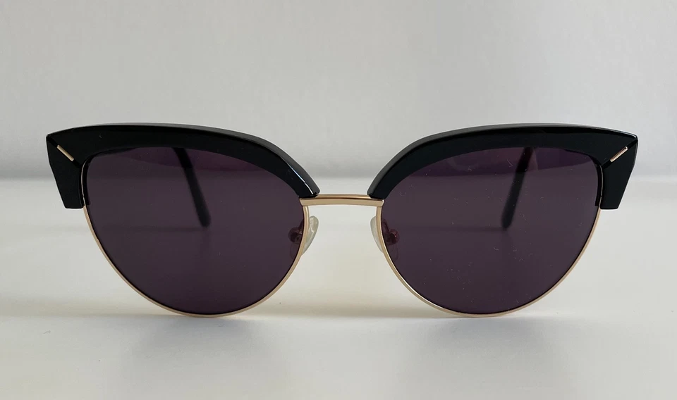 Auténticas gafas de sol de lujo KARL LAGERFELD KL 6054 ojo de gato negras doradas Foto 2 de 4