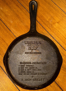 Vintage Wagners Orginal 1891 Cast Iron Skillet 8" w/Seasoning Instructions