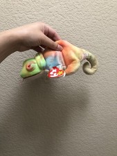 Ty Beanie Baby Iggy the Iguana DOB August 12, 1997 MWMT 193
