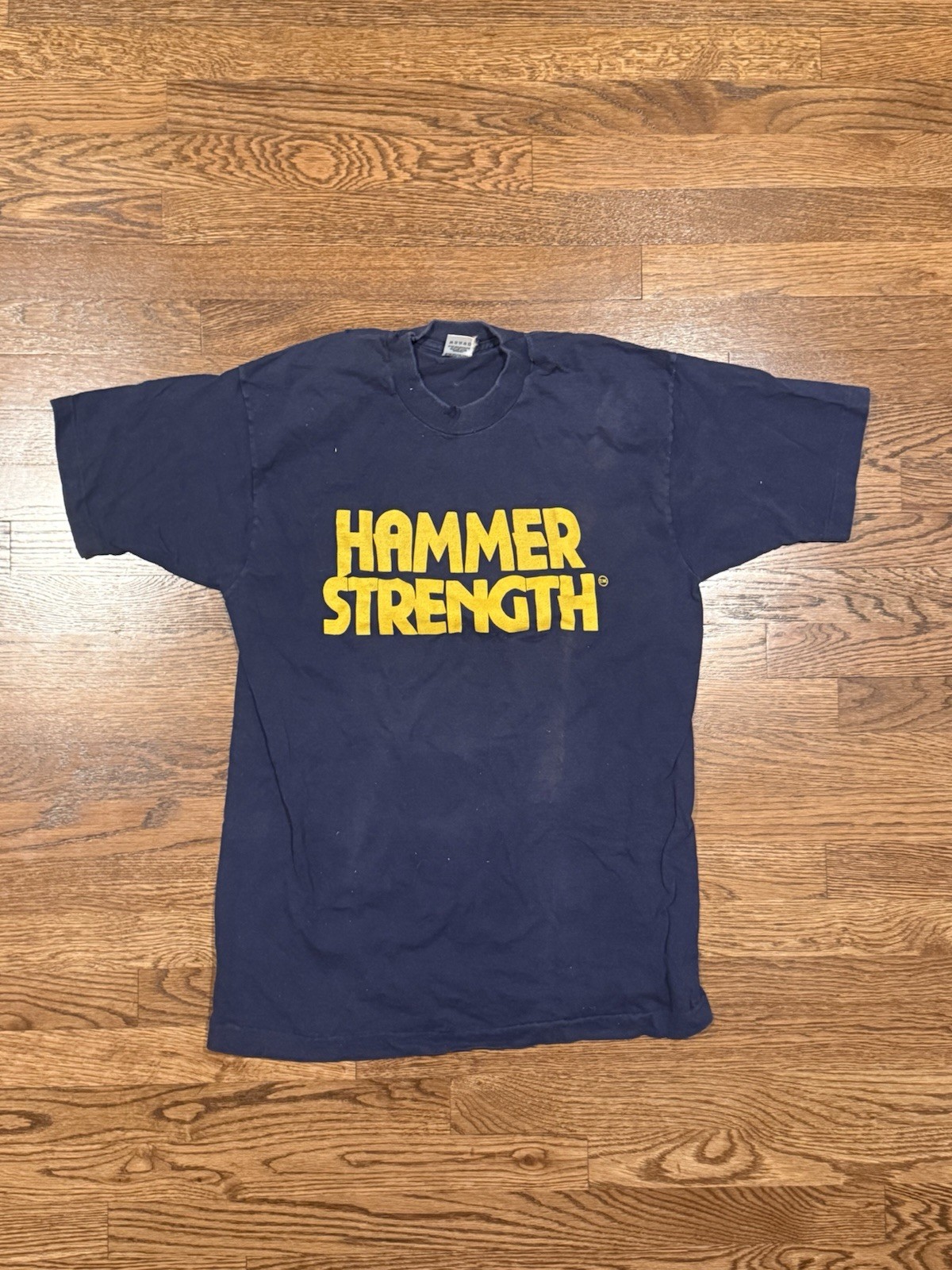 Camiseta de Gimnasio Hammer Strength De Colección - Fruta del Telar - Hecha en EE. UU. - Talla L