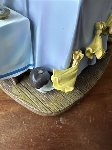 Disney Beauty and the Beast Belle Be Our Guest Snow Globe Music Movement -flaw - Picture 3 of 10