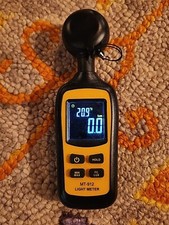 MT-912 Digital Light Meter Excellent Conditio...