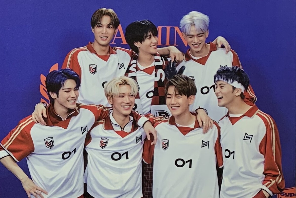 NCT SUPERM SUPER ONE POSTCARD MARK TAEYONG TEN LUCAS TAEMIN