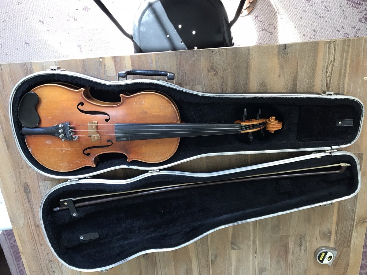 Vintage Copy Of Antonius Stradivarius Faciebat Cremona 1713 Vintage Copy Of Antonius Stradivarius Faciebat Cremona 1713
