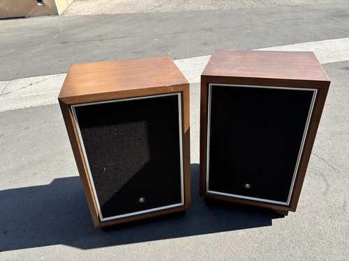 Hitachi Model 2458 Vintage Speakers
