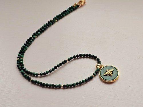Handmade Natural MALACHITE Beaded Necklace Gold Bee Malachite Pendant - Picture 5 of 8