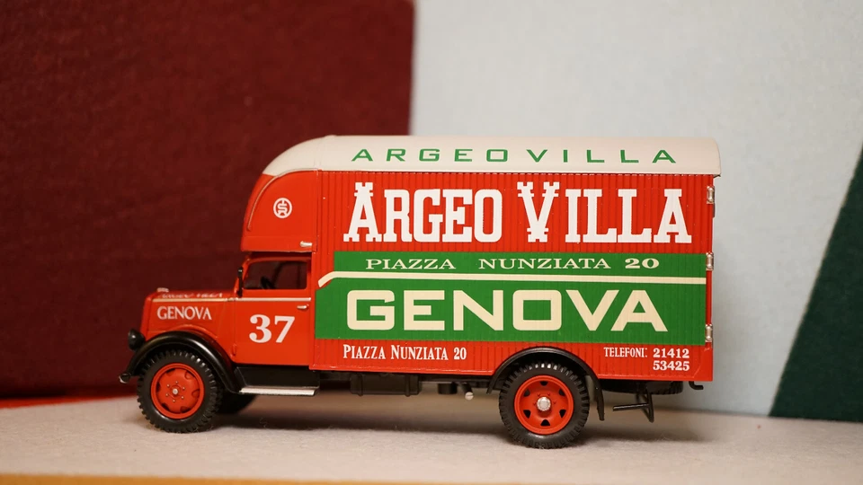 Camion D'epoca Opel Blitz 3,6 - 36  De Agostini 1/43 - Immagine 2 di 4