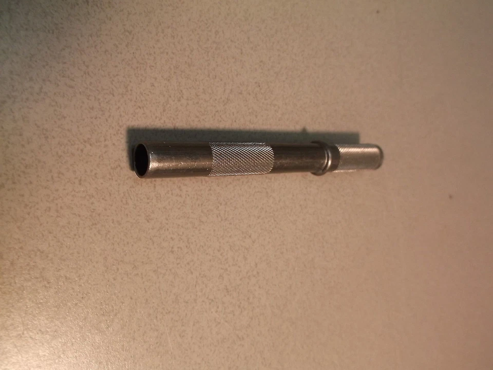 NUEVO WORKHORSE BLOQUE MOTOR VARILLA DE MEDICIÓN ACEITE MONTAJE SIN CLIP W8810950 ENVÍO GRATUITO Foto 2 de 2