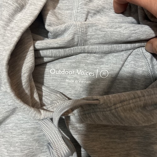 Outdoor Voices CloudKnit Set felpa con cappuccio e joggers grigio usato in ottime condizioni $170 vendita al dettaglio piccolo/medio - Foto 5 di 6