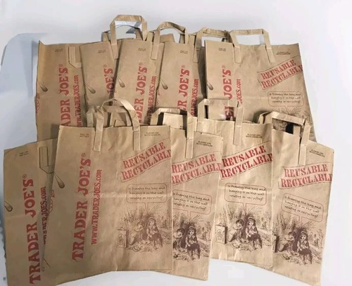 TRADER JOE'S BROWN PAPER GROCERY SHOPPING BAGS lot of 20 w/handles reusable