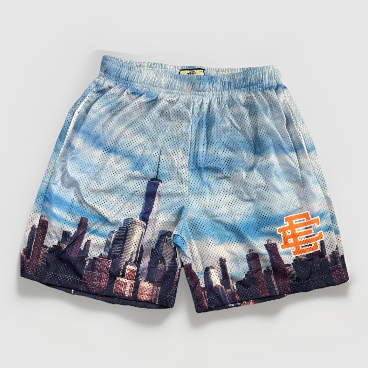 Eric Emanuel EE Basic Skyline Short New York Medi… - image 1