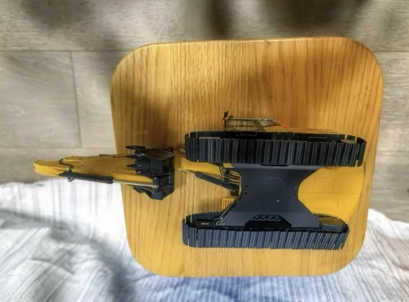 LIUGONG 922F 1/35 Scale Diecast Collection Hydraulic Excavator Toy Model Gift - Image 4 of 4