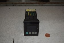 Watlow 93AA-1DD0-00RG Temperature Controller