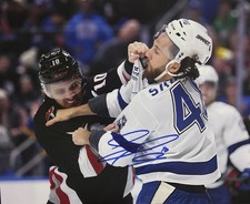 Sam CARRICK Signed 8x10 Photo! Buffalo Sabres FAN FAVE! Fight Photo W/COA