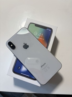 Apple iPhone X 64GB Silber - Ohne Simlock