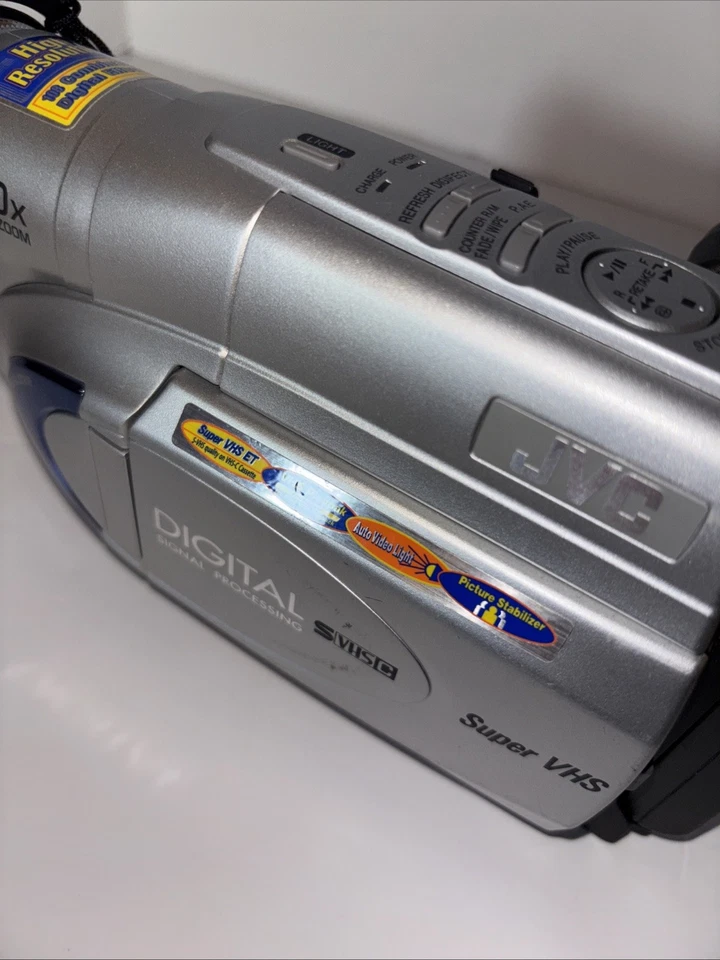 JVC GR-SXM260 Camcorder -  Silver Untested No Charger VHS Video Camcorder - Image 3 of 4