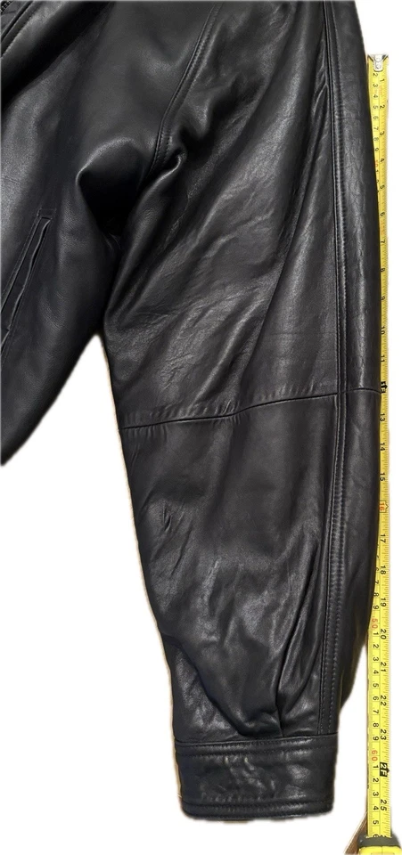 Claiborne Men’s Black Leather Bomber Lambskin Jacket Size XL/Beautiful! - Image 4 of 4