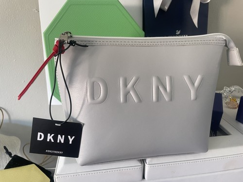 DKNY Makeup Pouch Cosmetic Bag Train Case Zipper Chrome Matte Grey DA050TM0 BNWT - Picture 5 of 12