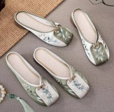 Embroidered Flower Women Shoes Comfortable Flats Chinese Style Cotton Slippers