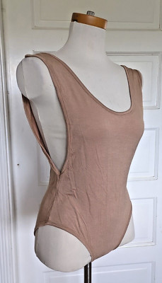 NWT Boohoo camel beige scoop neck bodysuit Size 14