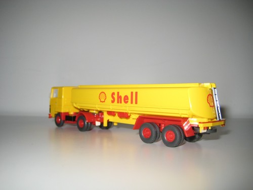 Wiking H0 802 (1) - Camión Ford con cisterna "Shell" - Imagen 8 de 10