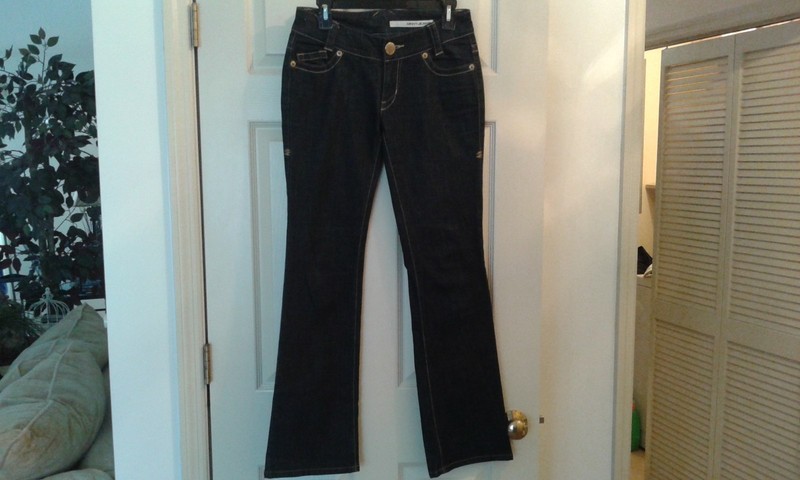 DKNY~Extreme Brooklyn Jean~Juniors~Size 3   Bootcut  (T010K)
