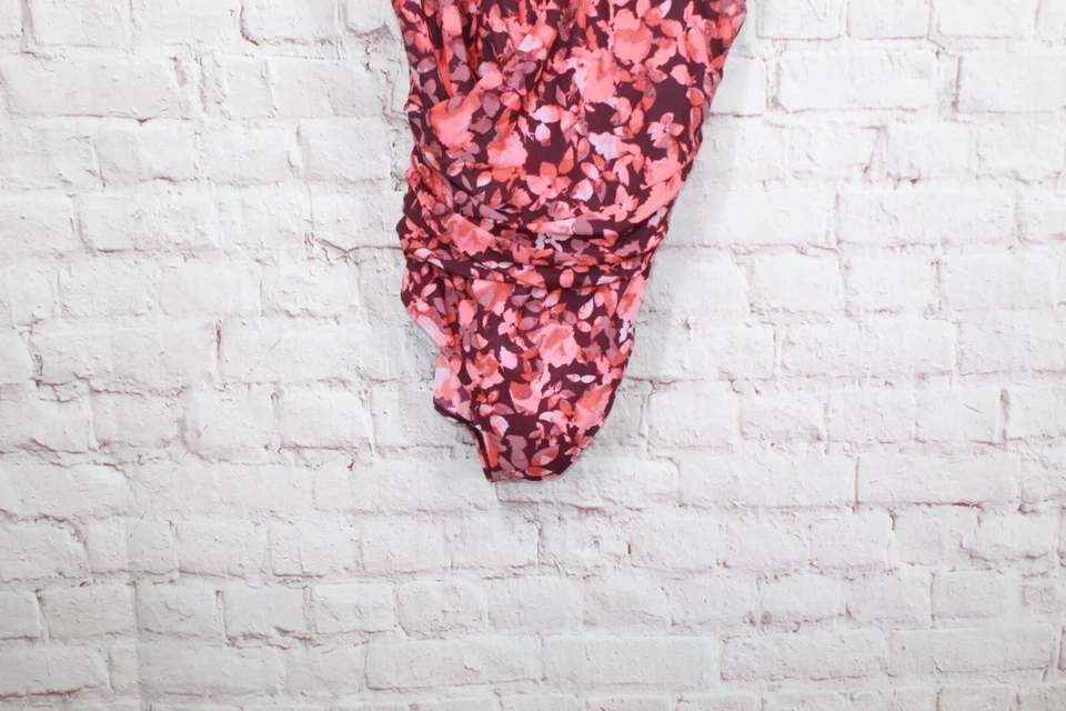 LL Bean Women's Shaping Swimwear Tanksuit Floral Pink Print Size 20W Plus - Image 3 of 4