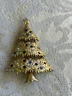 Vintage Eisenberg Ice Rhinestone Layered Gold Tone Christmas Tree Pin/Brooch