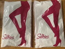 SILKIES Knee High Stockings Queen Size Taupe 001405 Yr-2016 6 Total Pairs