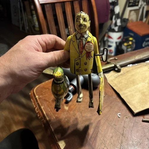 Vintage 1930’s Marx Tin Litho The Butter & Eggs Windup Toy Working Condition