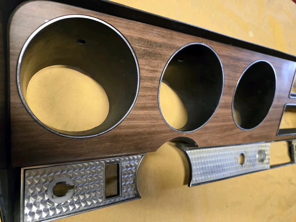 Pontiac GTO Lemans Tempest T37 1970 a 1972 tablero bisel panel de instrumentos Foto 3 de 4