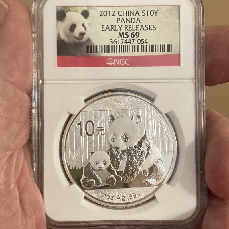 SILVER PANDA 2012 China $10Y Early release NGC MS69