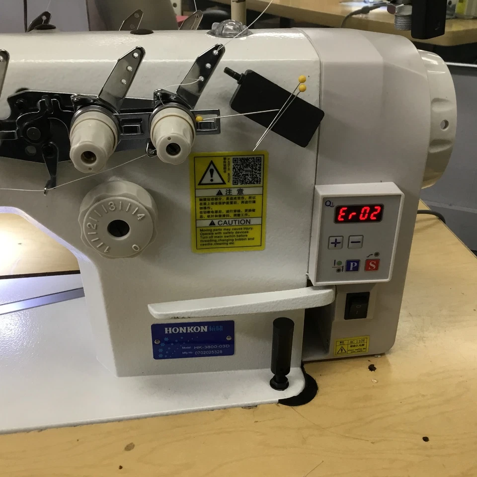 Máquina de punto de cadena de tres agujas HK-3800-3D Honkon para camisas, zapatos Foto 2 de 4