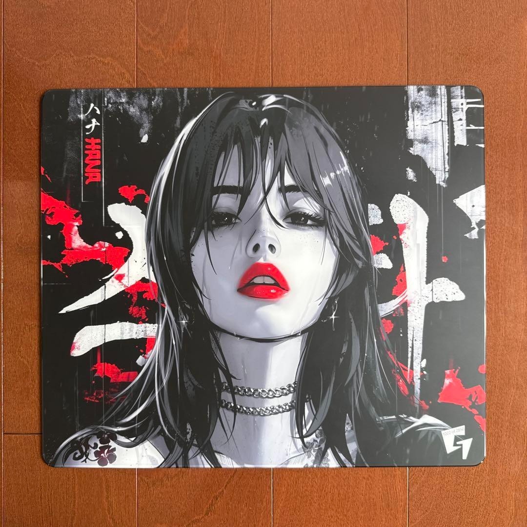 GLSSWRKS Hana Premium Glass Mouse Pad Smooth Precision Gaming