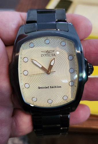 Invicta GRAND LUPAH 17768 Special Ed. Watch Gunmetal 47mm Quartz Champagne Dial - Picture 3 of 11