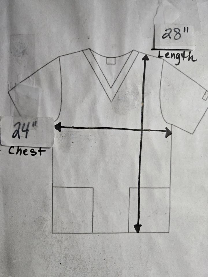 UA Scrubs Scrub Top tamanho L-NATAL Verde/Vermelho Árvores-Peito 24"/L 28" - Imagem 4 de 4