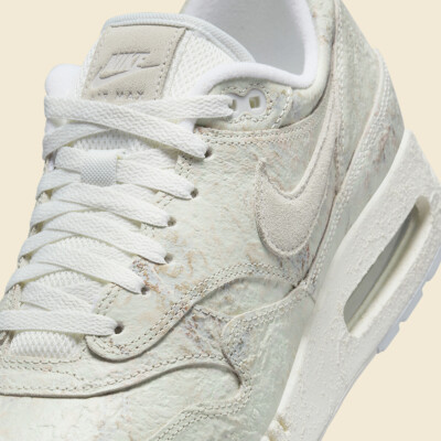 Nike Air Max 1  display picture 1